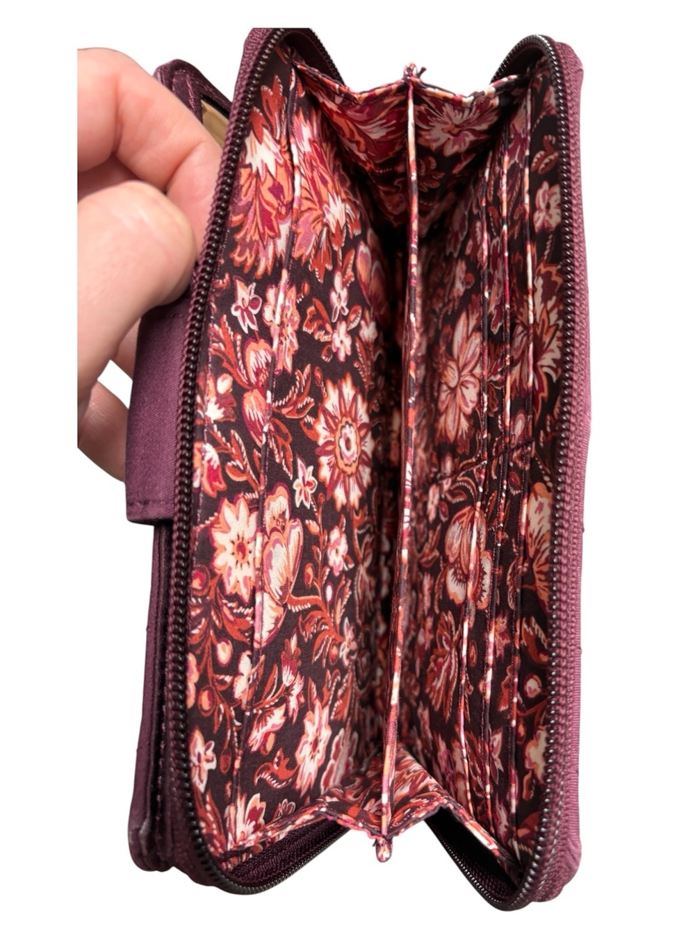 Vera Bradley mulled wine RFID Turnlock Wallet - Picture 5 of 8